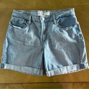 Signature Levi Strauss Mid Rise Stretch Jean Shorts Rolled Cuffs Women’s Sz 6 5”